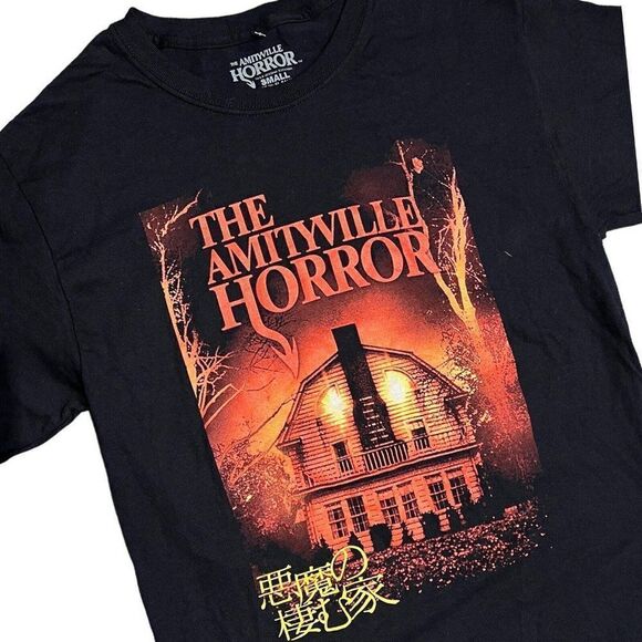 Amityville Horror T-Shirt Men’s S Japanese Movie Poster Cult Classic Halloween - Picture 1 of 7